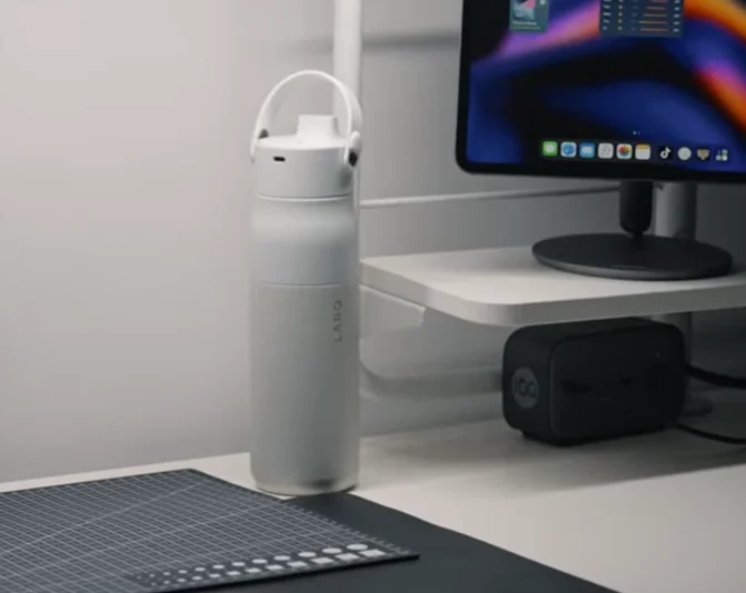 LARQ Bottle Movement 2.5 UV-C A Self-Cleaning Water Bottles